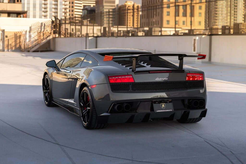 2012 Lamborghini Gallardo LP570-4 Superleggera - Image 2 of 31