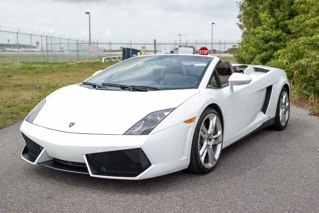 2012 Lamborghini Gallardo LP550-2 - Image 2 of 31