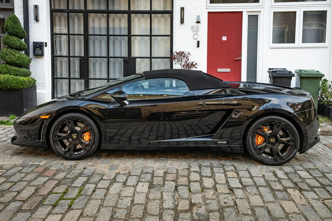 2012 Lamborghini Gallardo LP560-4 - Image 17 of 21