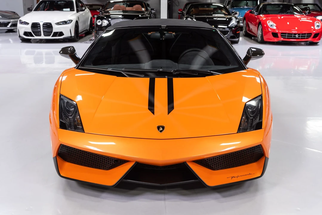 2012 Lamborghini Gallardo LP570-4 Spyder Performante - Image 17 of 31