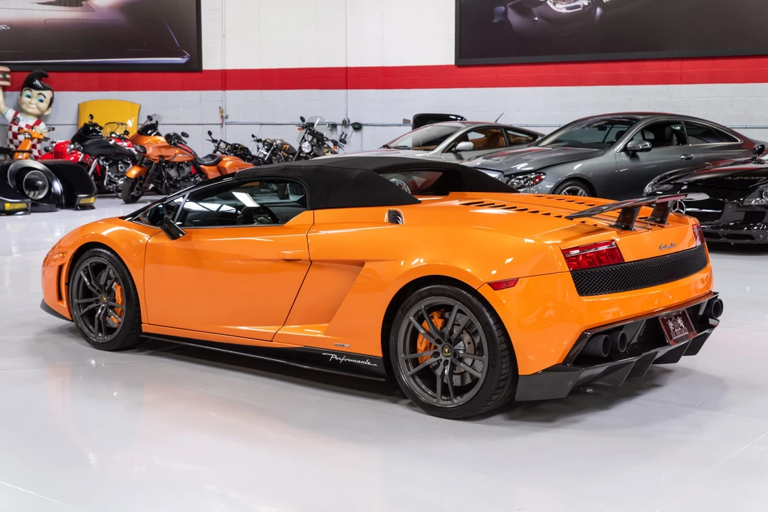 2012 Lamborghini Gallardo LP570-4 Spyder Performante - Image 20 of 31