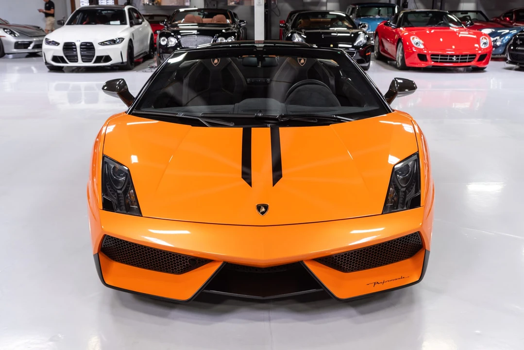 2012 Lamborghini Gallardo LP570-4 Spyder Performante - Image 15 of 31