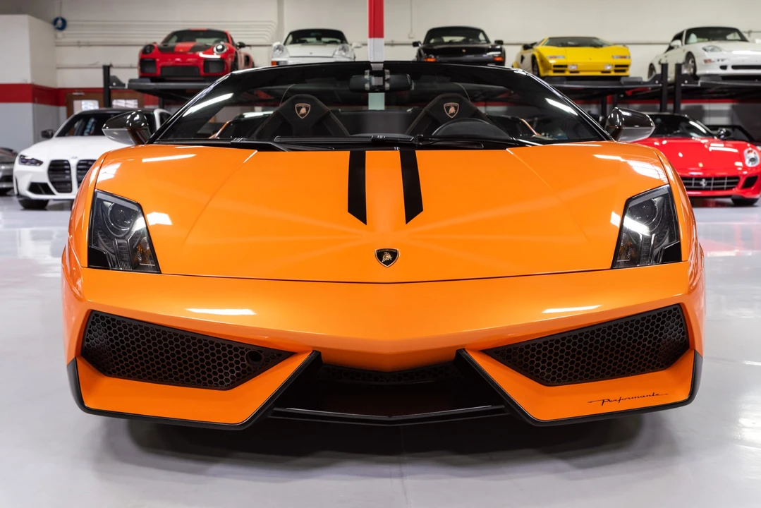 2012 Lamborghini Gallardo LP570-4 Spyder Performante - Image 16 of 31