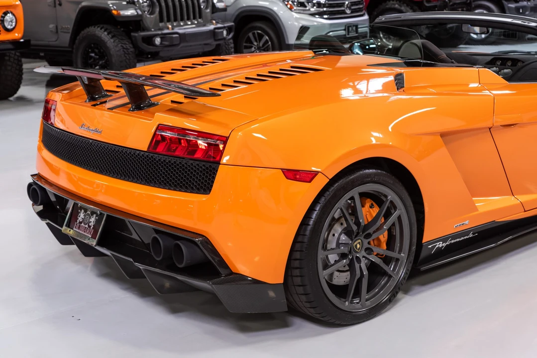 2012 Lamborghini Gallardo LP570-4 Spyder Performante - Image 23 of 31