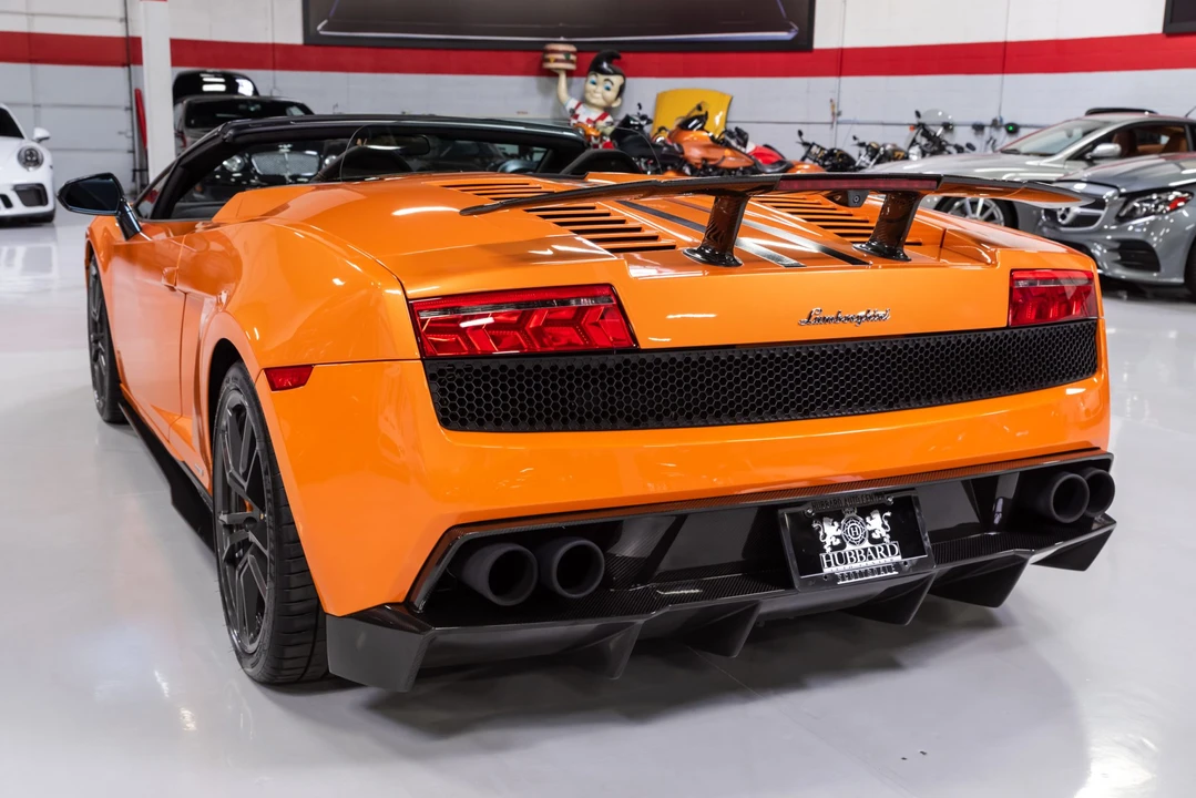 2012 Lamborghini Gallardo LP570-4 Spyder Performante - Image 6 of 31