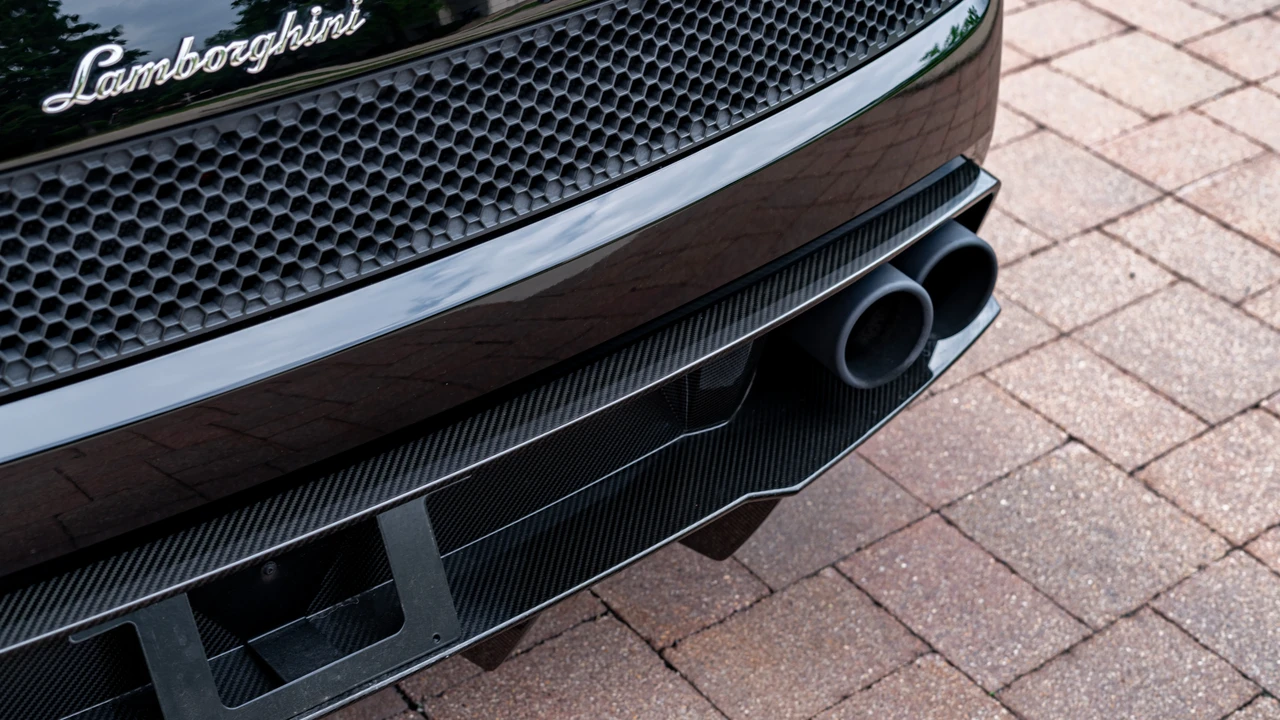 2012 Lamborghini Gallardo LP570-4 Spyder Performante - Image 25 of 31