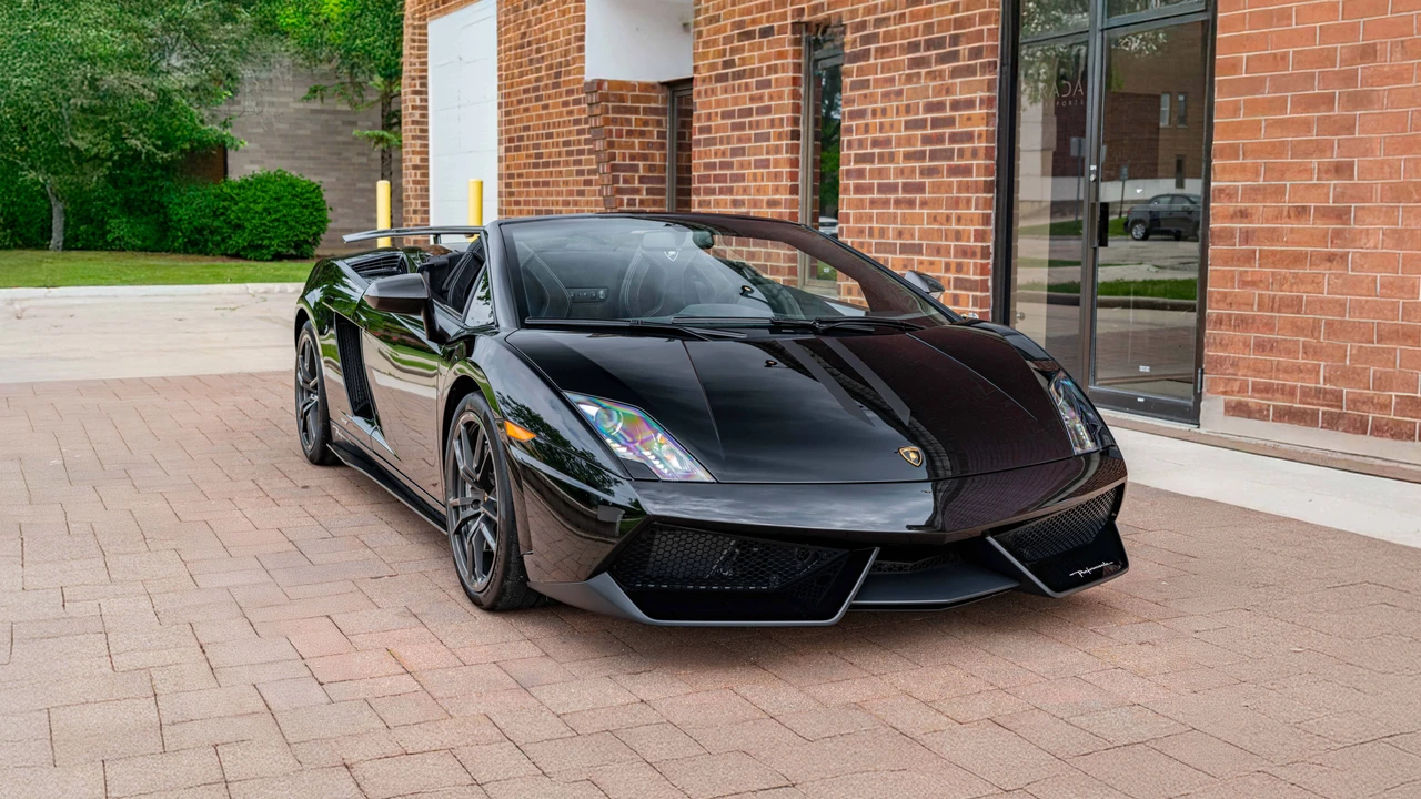 2012 Lamborghini Gallardo LP570-4 Spyder Performante - Image 3 of 31