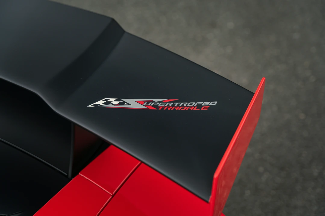2012 Lamborghini Gallardo LP570-4 Super Trofeo Stradale - Image 15 of 21