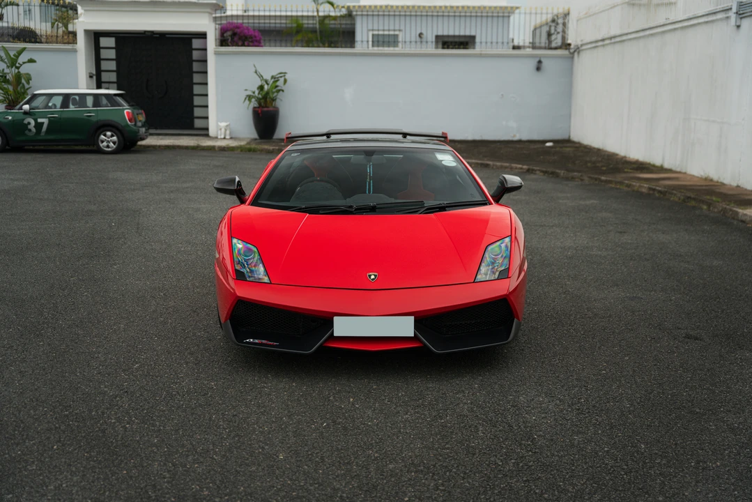 2012 Lamborghini Gallardo LP570-4 Super Trofeo Stradale - Image 9 of 21