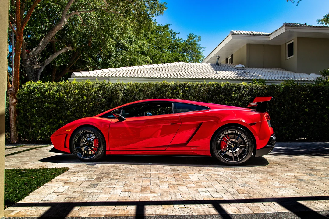 2012 Lamborghini Gallardo LP570-4 Super Trofeo Stradale - Image 10 of 31