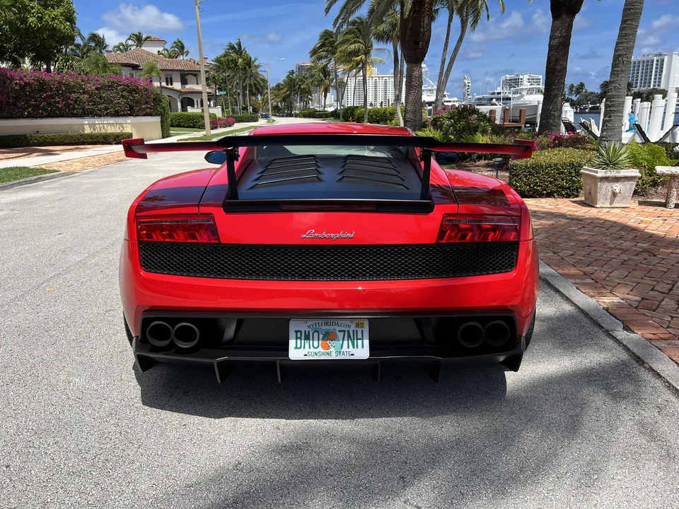 2012 Lamborghini Gallardo LP570-4 Super Trofeo Stradale - Image 15 of 31