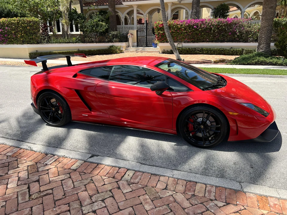 2012 Lamborghini Gallardo LP570-4 Super Trofeo Stradale - Image 22 of 31