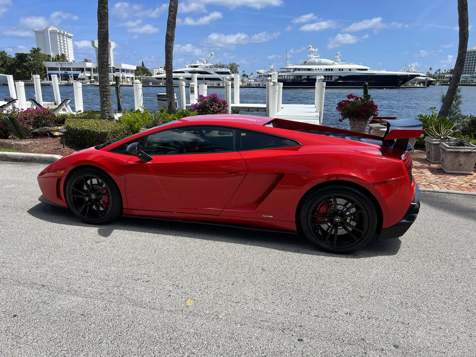 2012 Lamborghini Gallardo LP570-4 Super Trofeo Stradale - Image 11 of 31