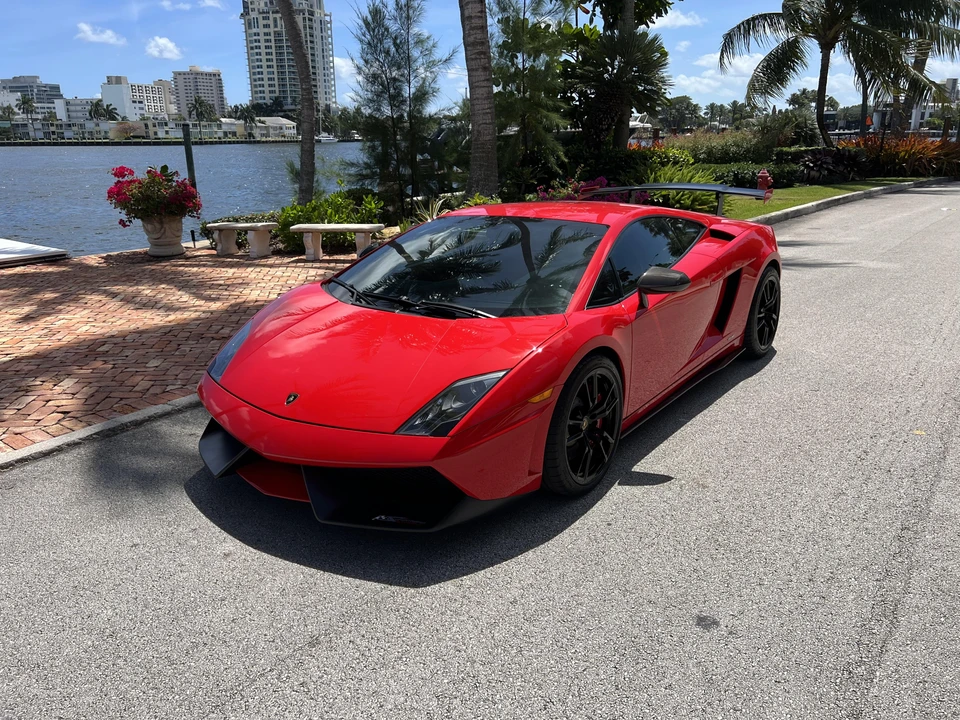 2012 Lamborghini Gallardo LP570-4 Super Trofeo Stradale - Image 7 of 31