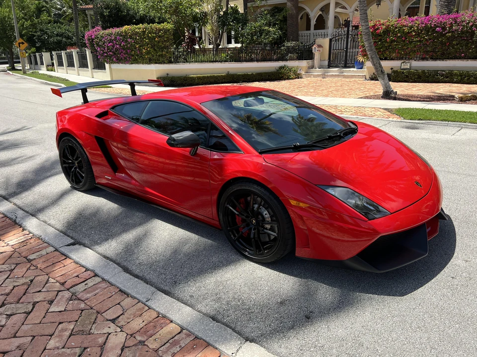 2012 Lamborghini Gallardo LP570-4 Super Trofeo Stradale - Image 23 of 31