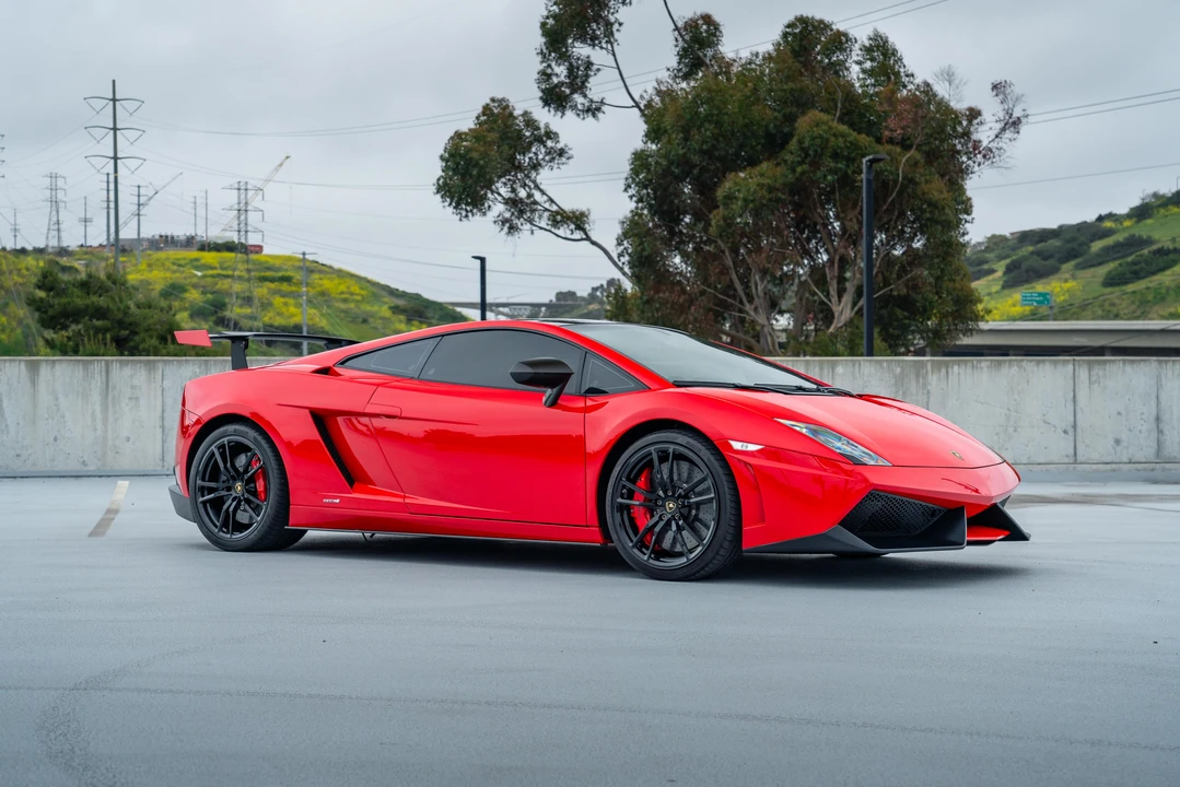 2012 Lamborghini Gallardo LP570-4 Super Trofeo Stradale - Image 25 of 31