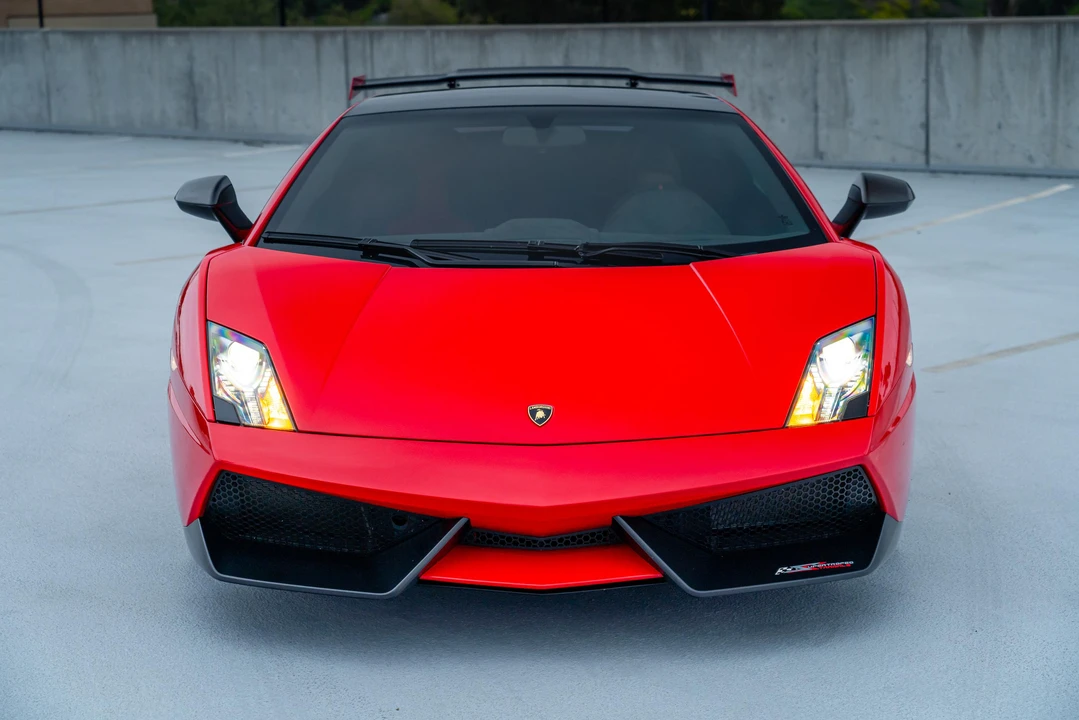 2012 Lamborghini Gallardo LP570-4 Super Trofeo Stradale - Image 7 of 31