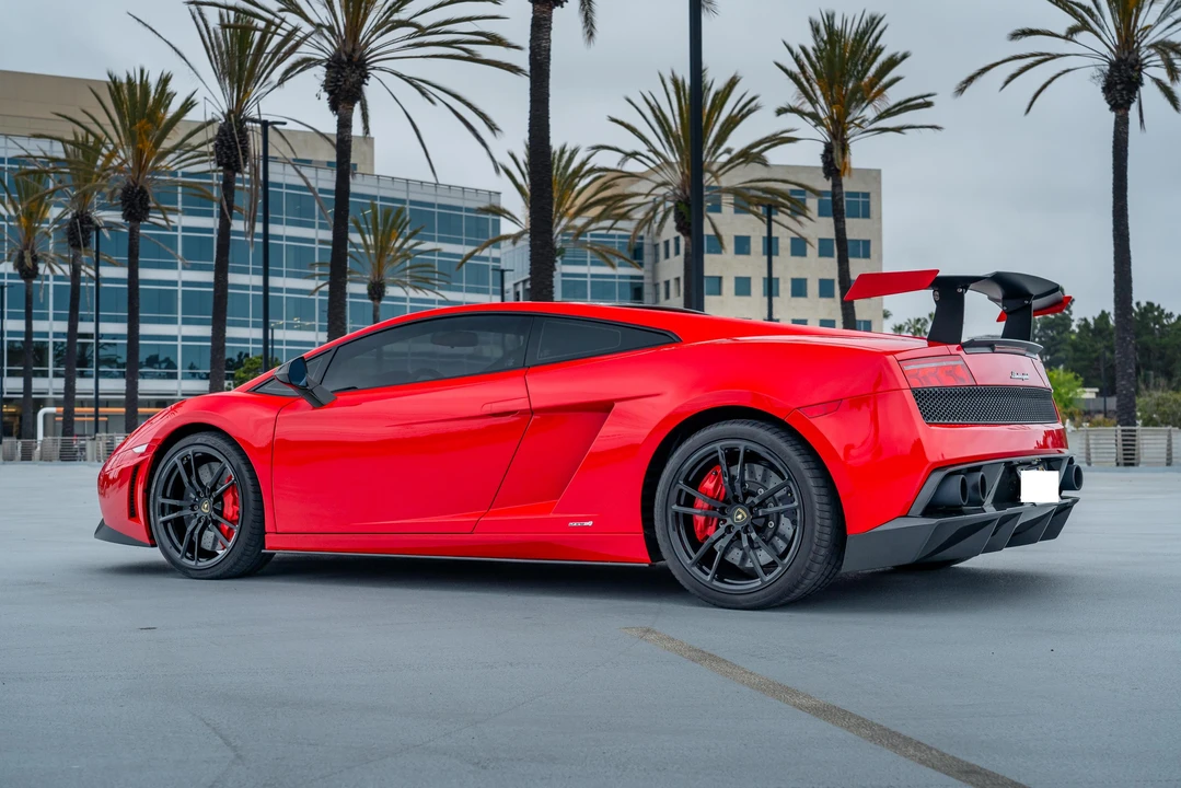 2012 Lamborghini Gallardo LP570-4 Super Trofeo Stradale - Image 13 of 31