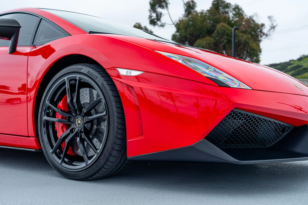 2012 Lamborghini Gallardo LP570-4 Super Trofeo Stradale - Image 28 of 31