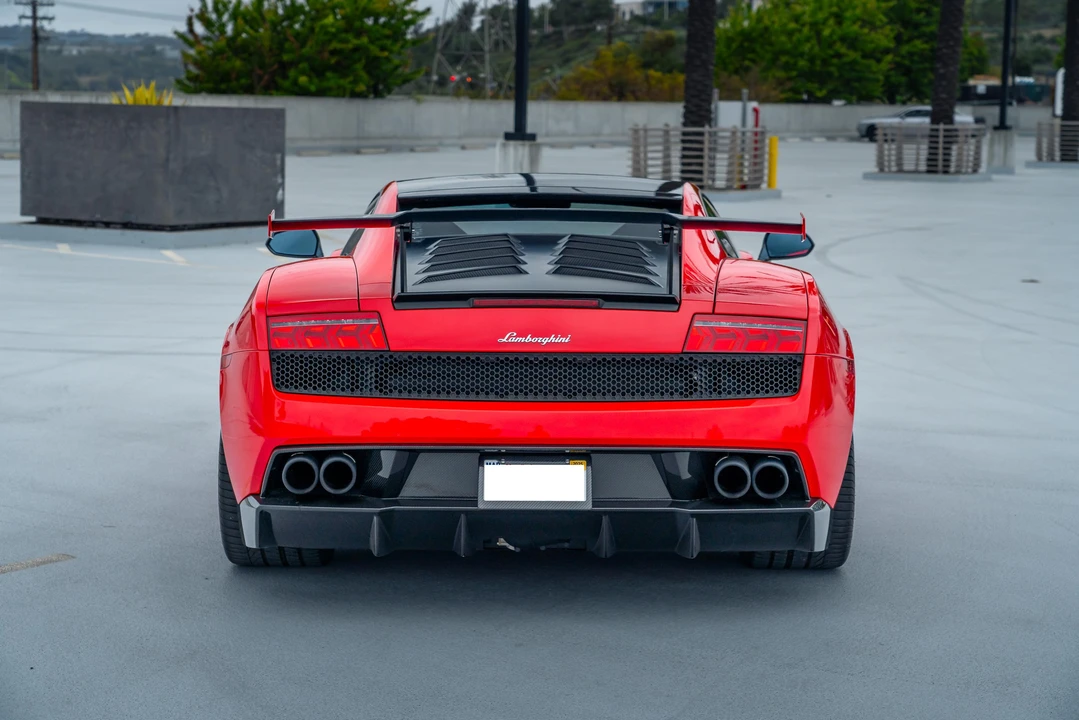 2012 Lamborghini Gallardo LP570-4 Super Trofeo Stradale - Image 16 of 31