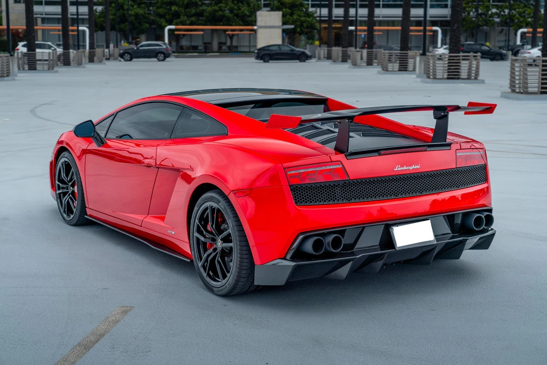 2012 Lamborghini Gallardo LP570-4 Super Trofeo Stradale - Image 15 of 31