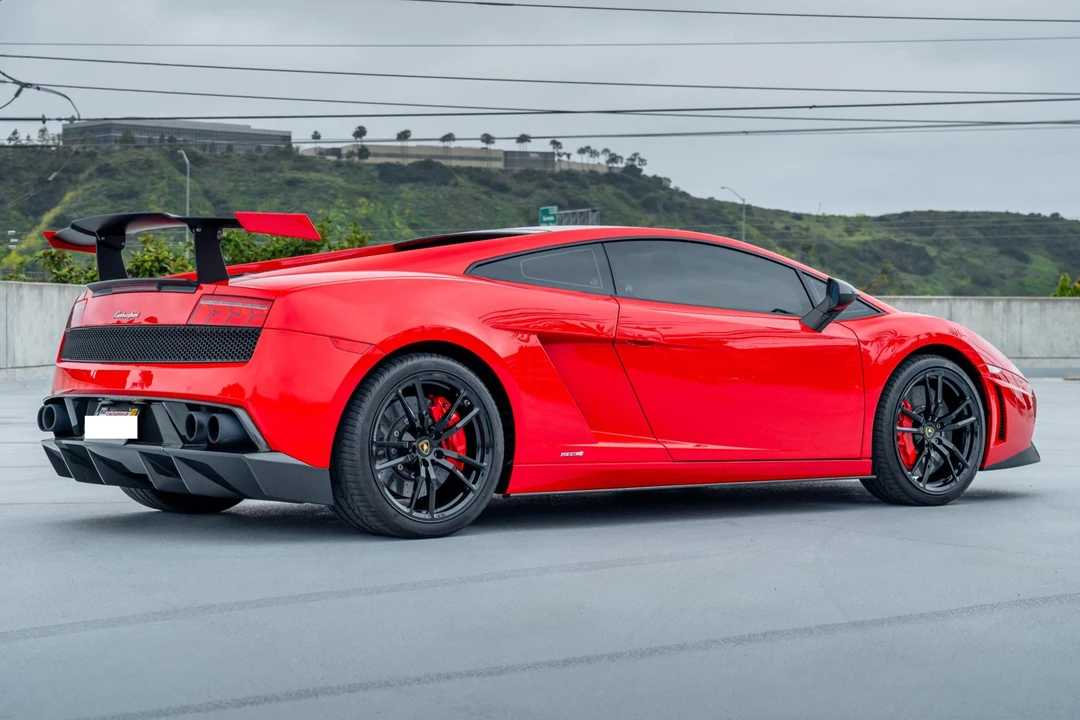 2012 Lamborghini Gallardo LP570-4 Super Trofeo Stradale - Image 4 of 31