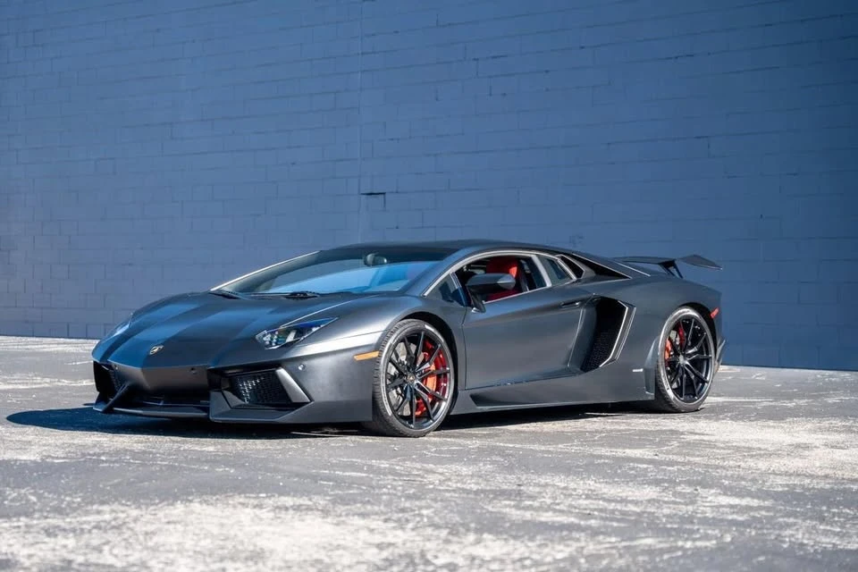 2012 Lamborghini Aventador LP700-4 - Image 3 of 8