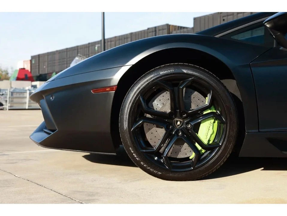 2012 Lamborghini Aventador LP700-4 - Image 19 of 20