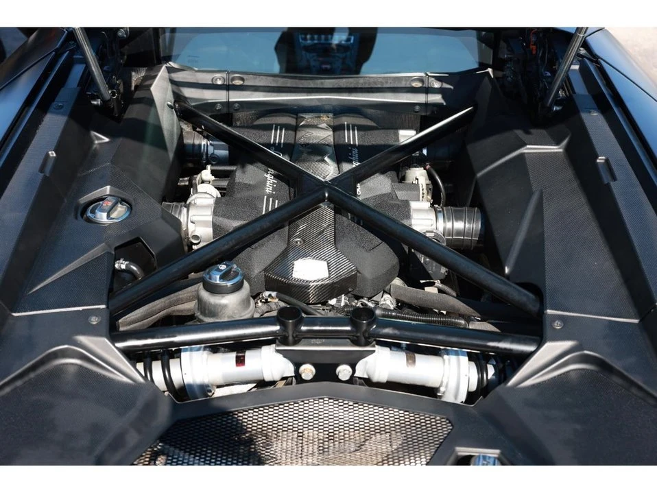 2012 Lamborghini Aventador LP700-4 - Image 9 of 20
