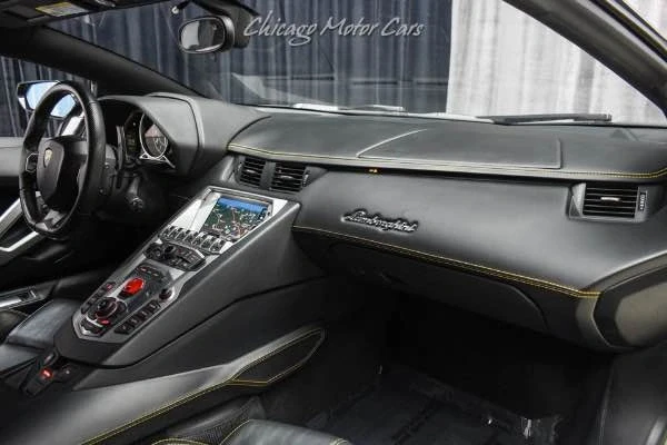2012 Lamborghini Aventador LP700-4 - Image 11 of 13