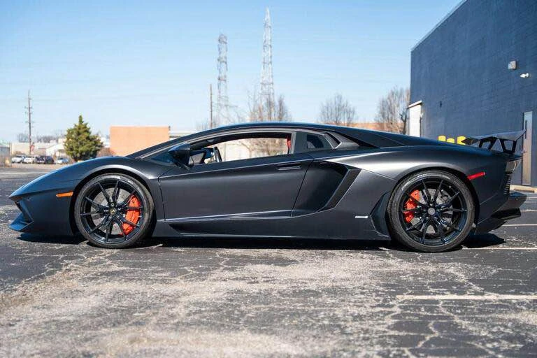2012 Lamborghini Aventador LP700-4 - Image 7 of 15