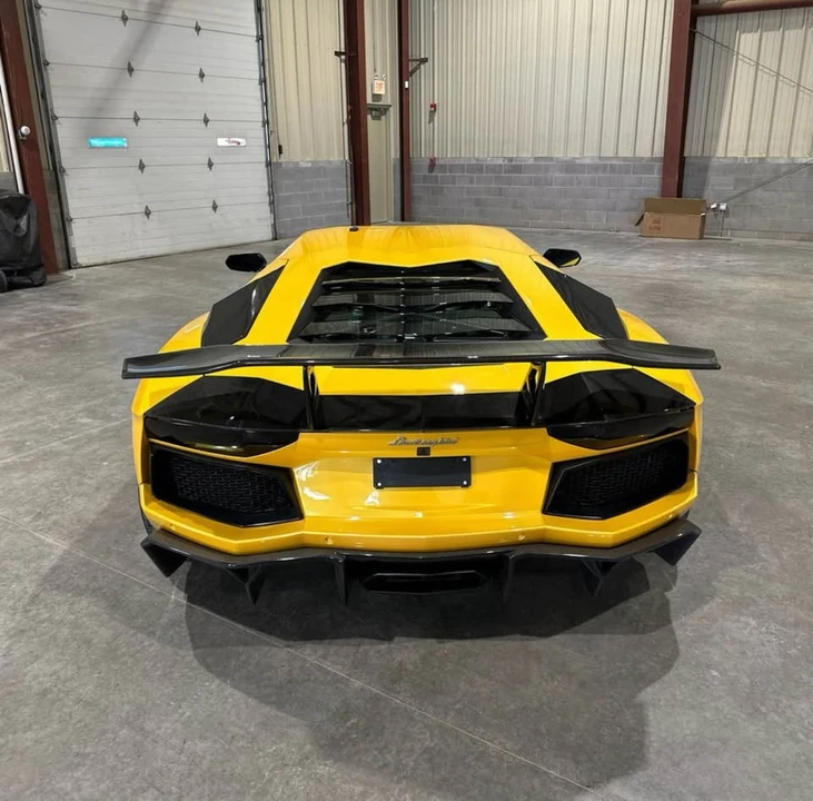 2012 Lamborghini Aventador LP700-4 - Image 18 of 20