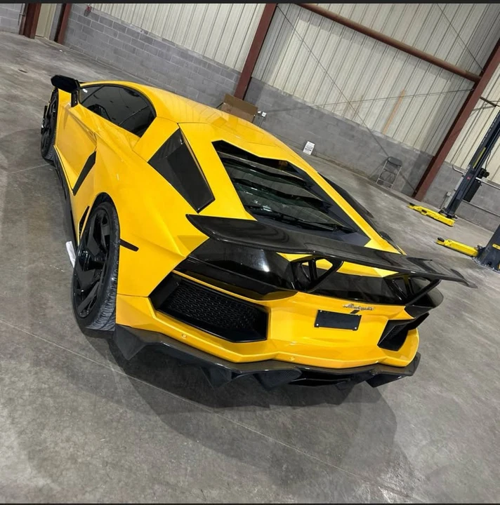 2012 Lamborghini Aventador LP700-4 - Image 4 of 20