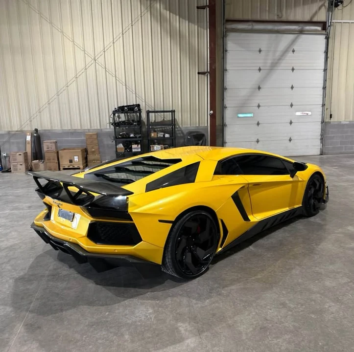 2012 Lamborghini Aventador LP700-4 - Image 15 of 20