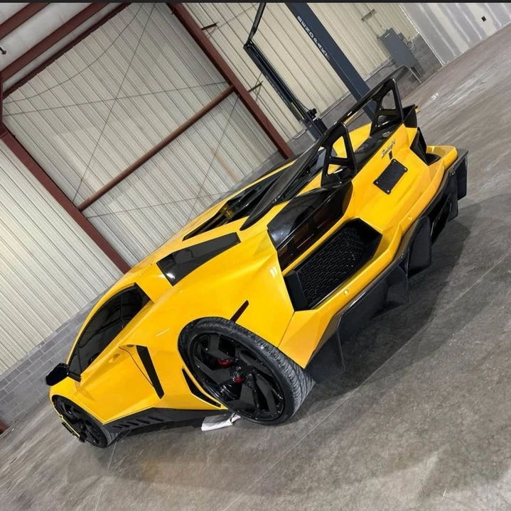2012 Lamborghini Aventador LP700-4 - Image 3 of 20