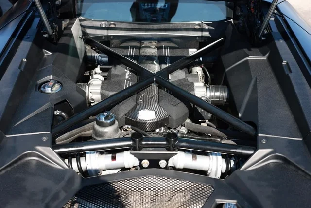2012 Lamborghini Aventador LP700-4 - Image 9 of 19