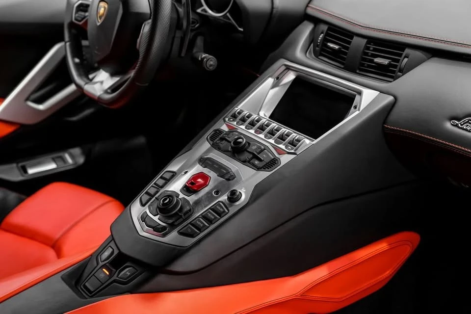 2012 Lamborghini Aventador LP700-4 - Image 13 of 17