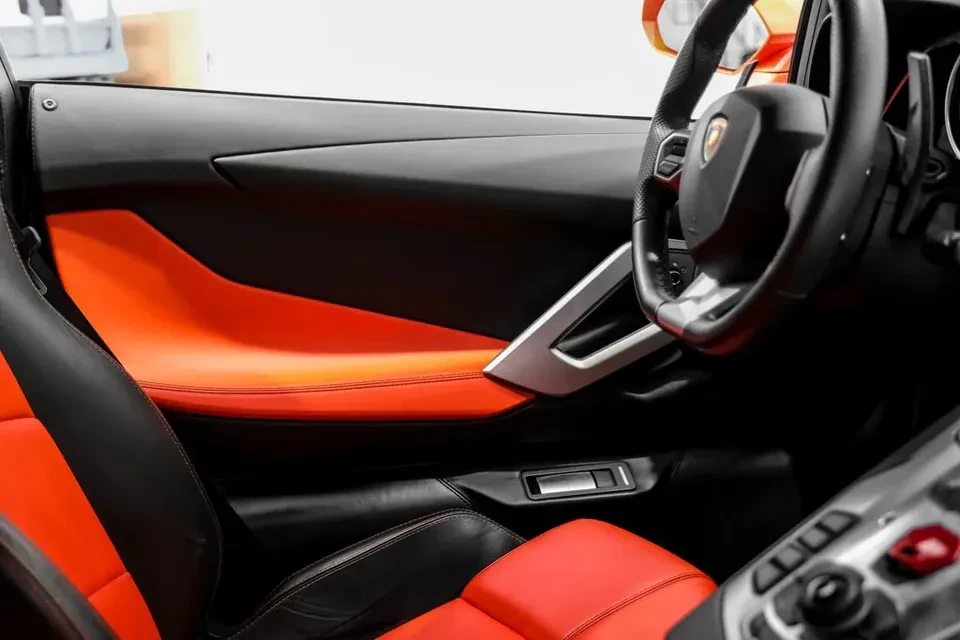 2012 Lamborghini Aventador LP700-4 - Image 9 of 17