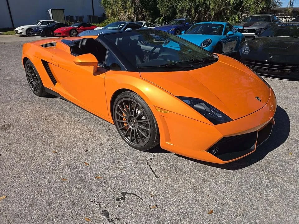 2012 Lamborghini Gallardo LP550-2 - Image 2 of 3
