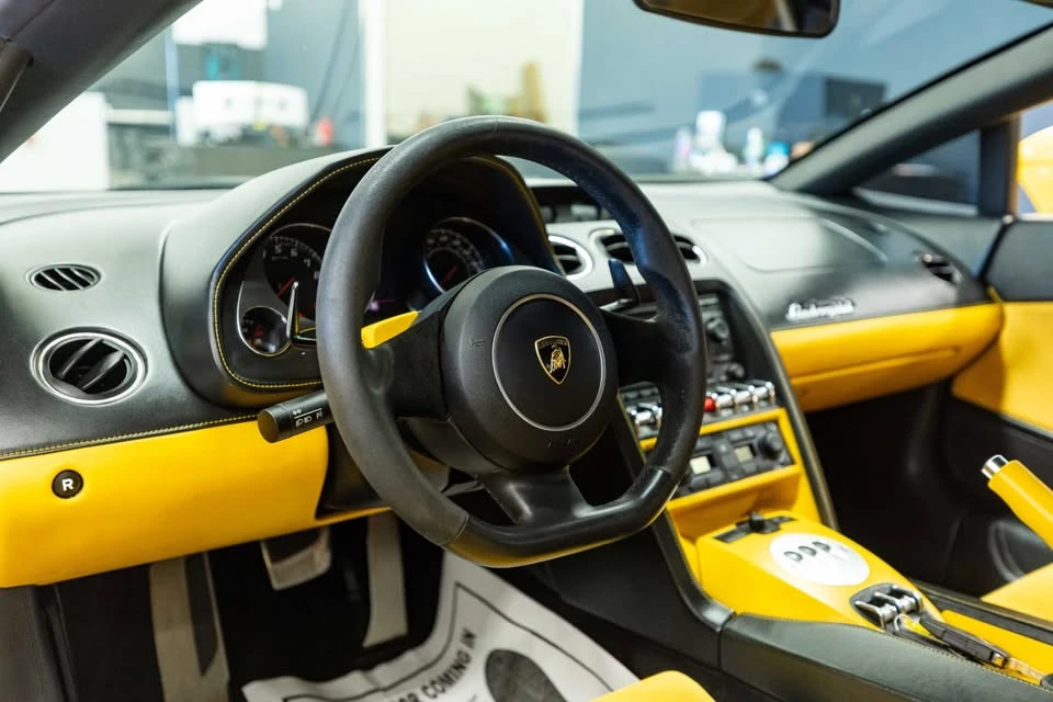 2012 Lamborghini Gallardo LP560-4 - Image 12 of 16