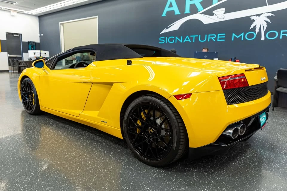 2012 Lamborghini Gallardo LP560-4 - Image 11 of 16
