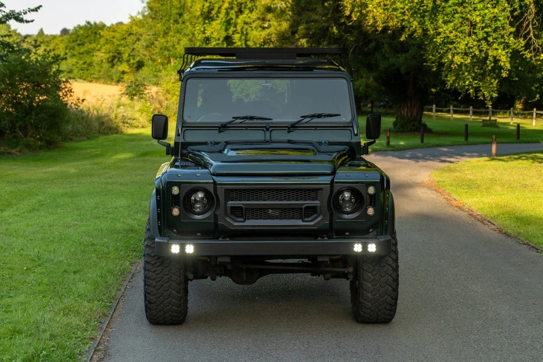 2012 Land Rover Defender 110 - Image 3 of 30