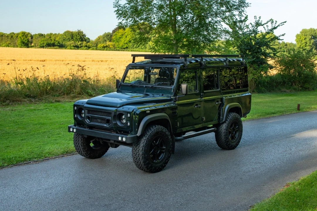 2012 Land Rover Defender 110 - Image 2 of 30
