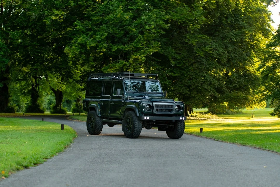 2012 Land Rover Defender 110 - Image 12 of 30