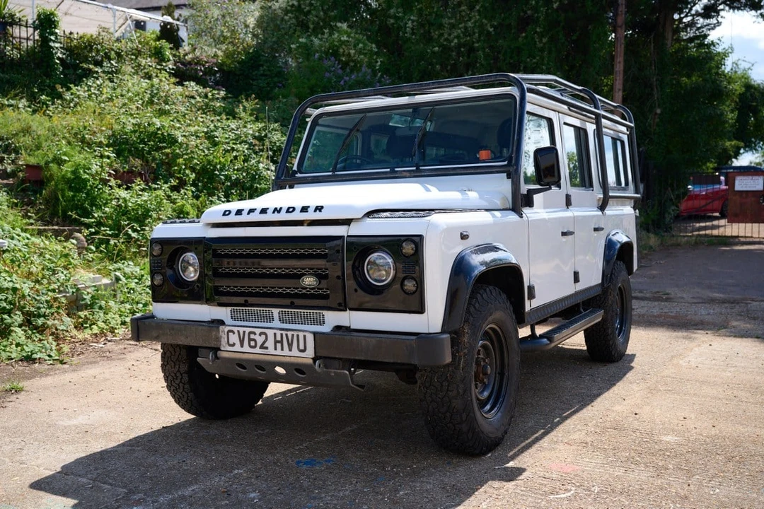 2012 Land Rover Defender 110 - Image 8 of 30