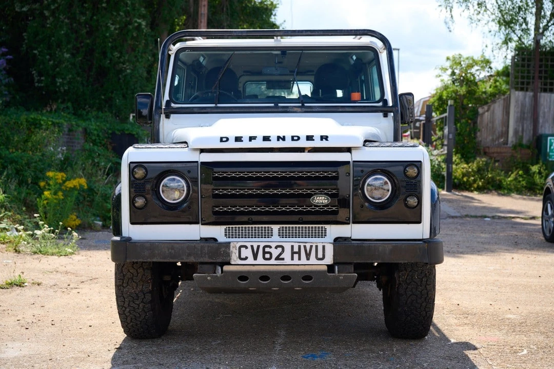 2012 Land Rover Defender 110 - Image 2 of 30