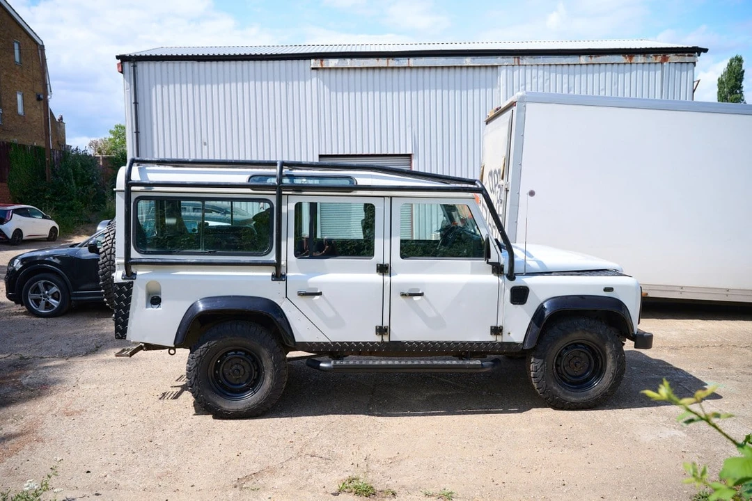 2012 Land Rover Defender 110 - Image 9 of 30