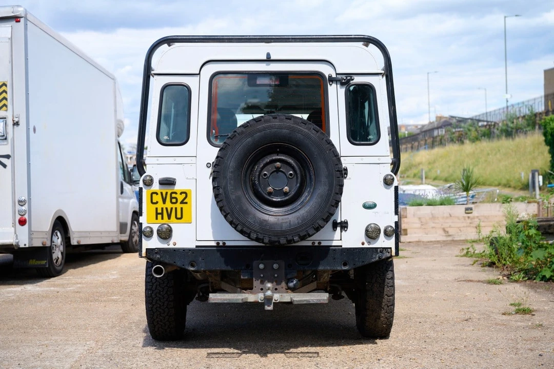 2012 Land Rover Defender 110 - Image 3 of 30