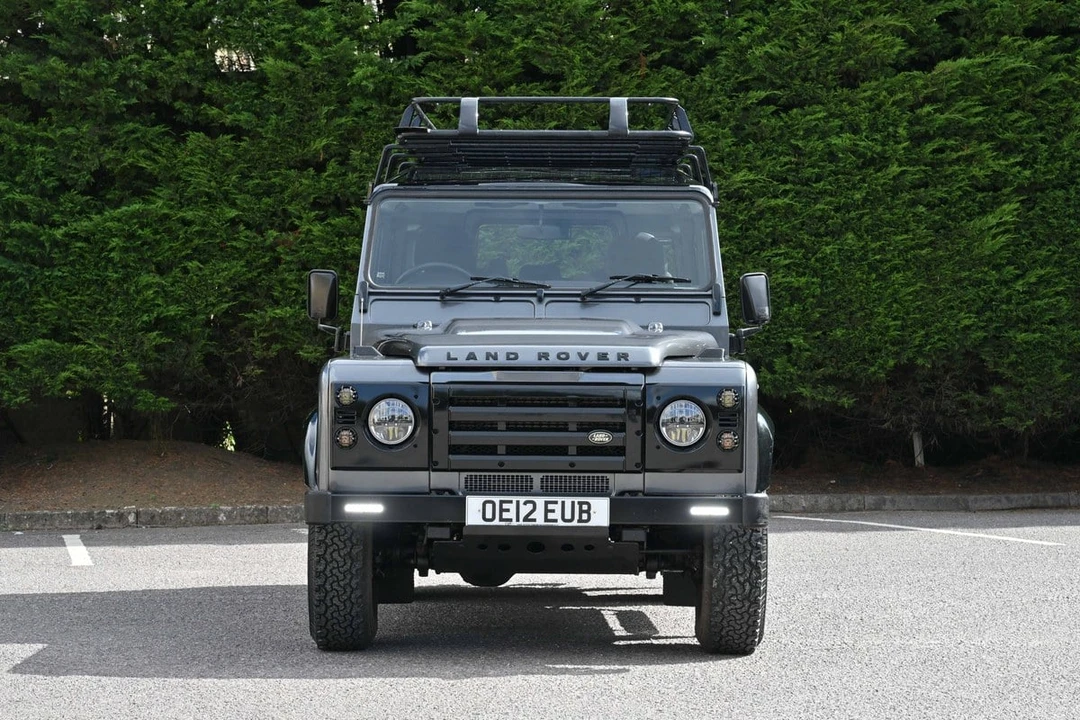 2012 Land Rover Defender 110 - Image 6 of 30