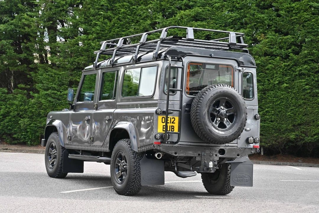 2012 Land Rover Defender 110 - Image 4 of 30
